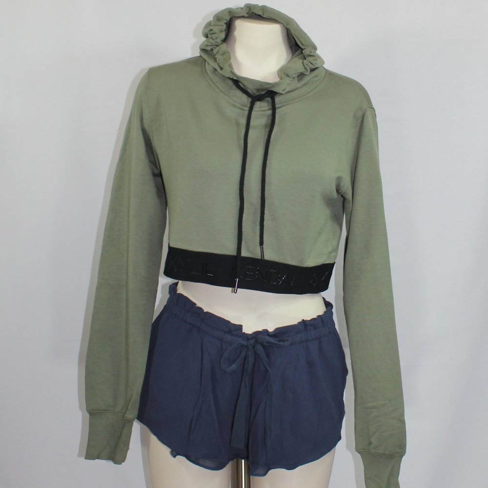 Kendal & Kylie  green  black hoodie crop sweater  size Small